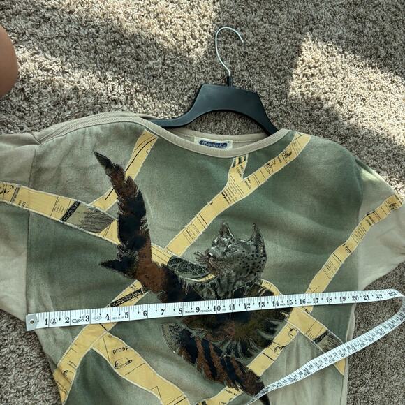 Vintage Maria Kim Women’s Cat Printed Sweater Top Sz L Artsy Tan Quirky - Picture 5 of 13